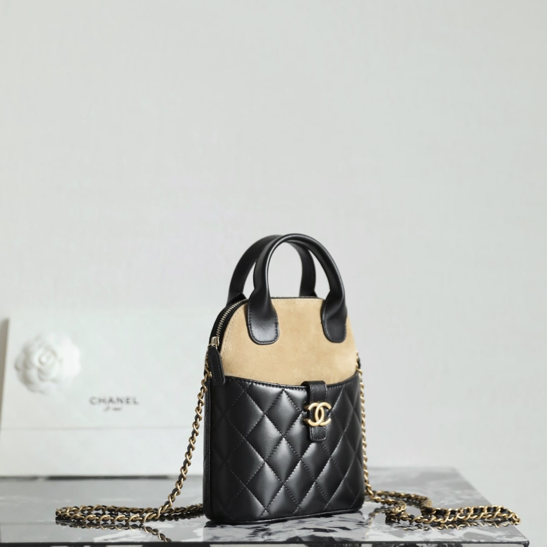 Chanel 香奈兒 Leather Goods
