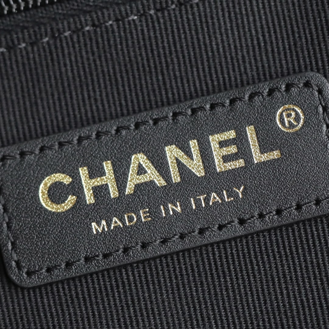 Chanel 香奈兒 Leather Goods