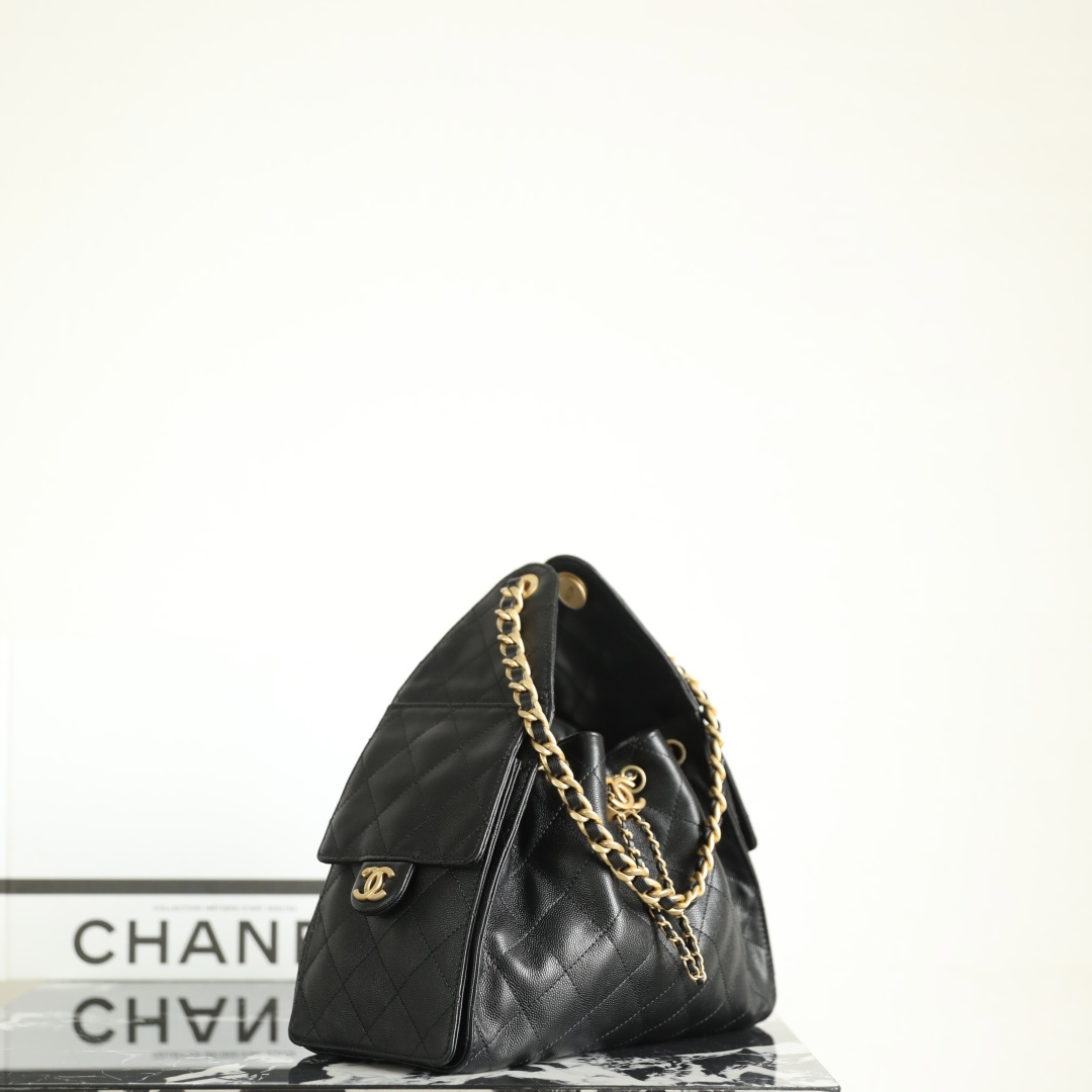 Chanel 香奈兒 Leather Goods