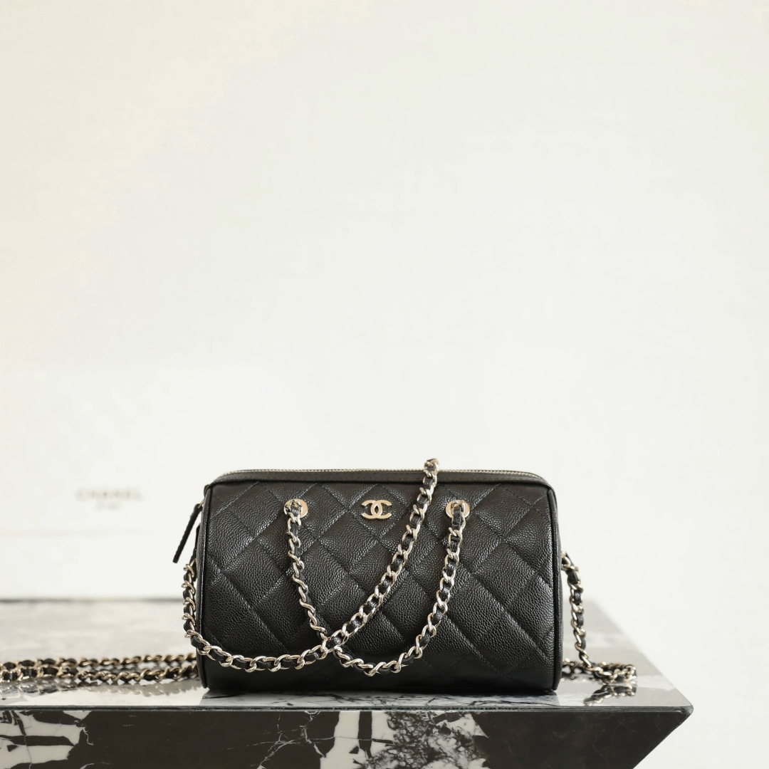Chanel 香奈兒 Leather Goods