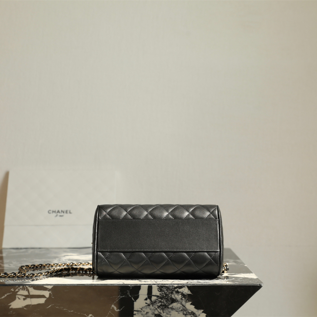 Chanel 香奈兒 Leather Goods