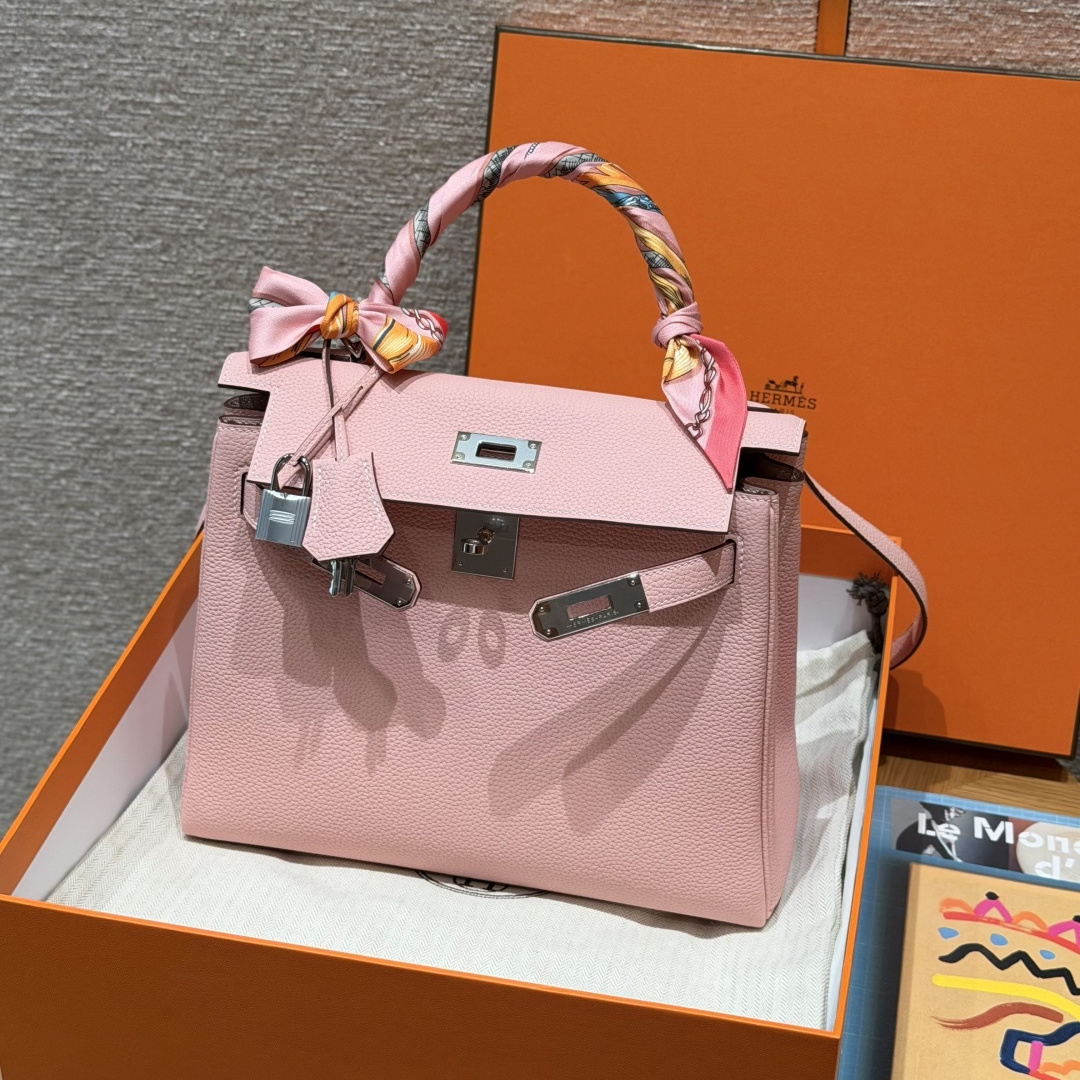 高仿Hermes*Kelly28系列H043230TC3Q櫻花粉銀扣牛皮純手工