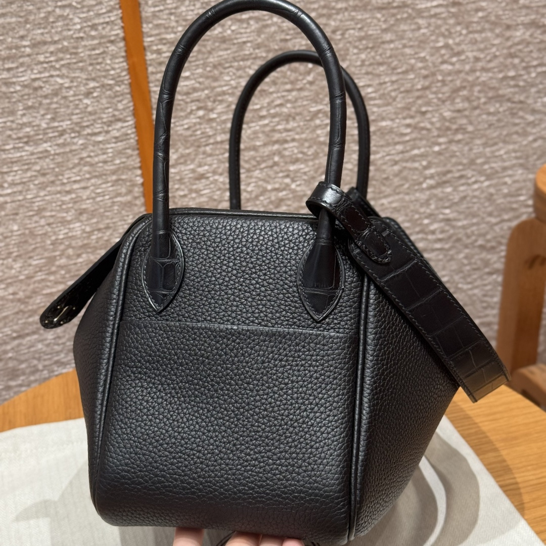 高仿Hermes*Lindy26系列H073428TCCM89黑色牛皮拼鱷魚皮金扣純手工