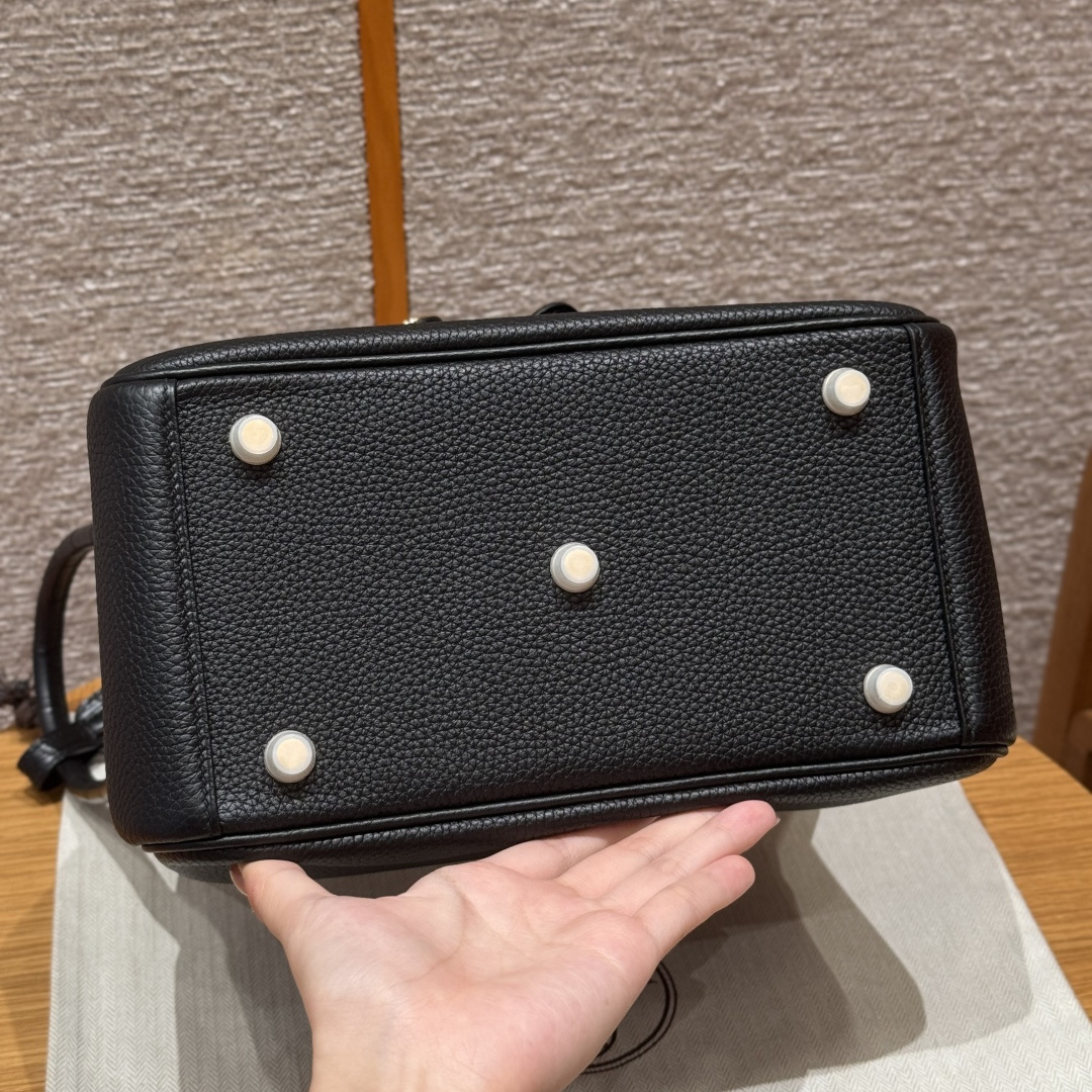 高仿Hermes*Lindy26系列H073428TCCM89黑色牛皮拼鱷魚皮金扣純手工