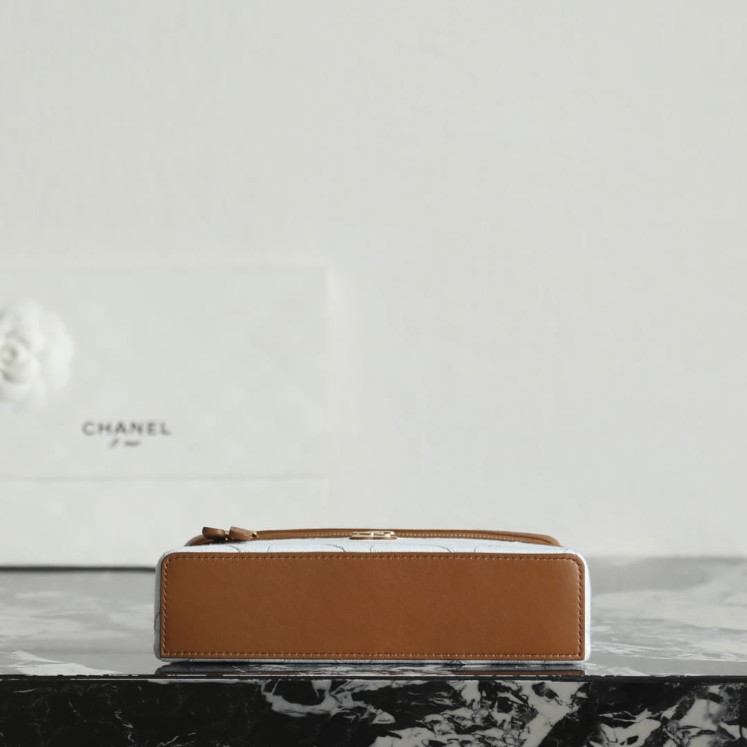 Chanel 香奈兒 Leather Goods