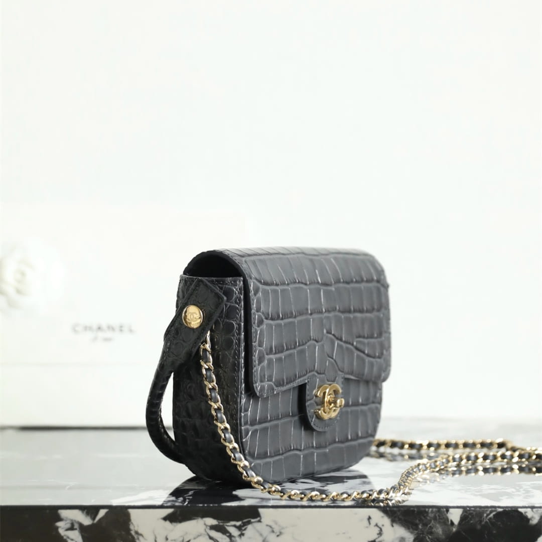Chanel 香奈兒 Leather Goods