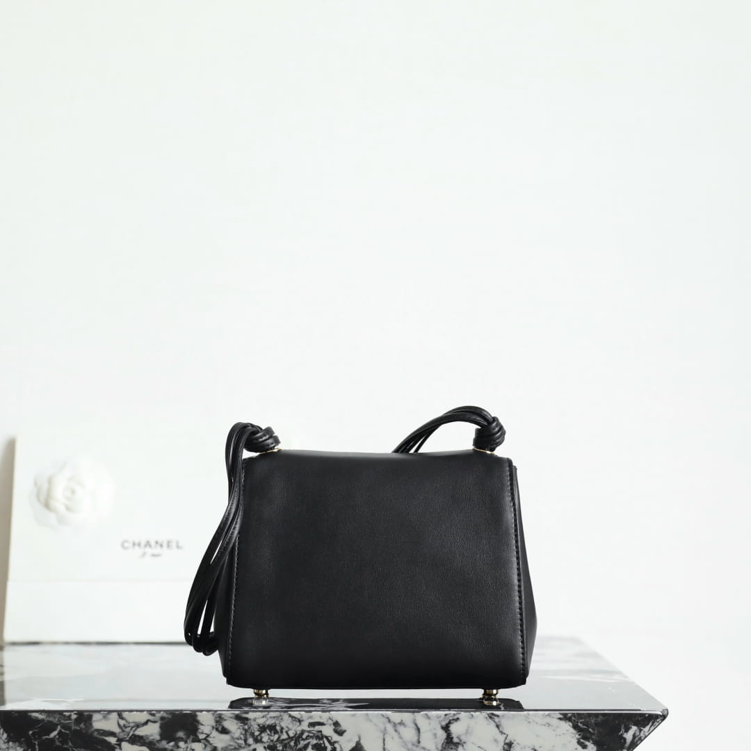 Chanel 香奈兒 Leather Goods
