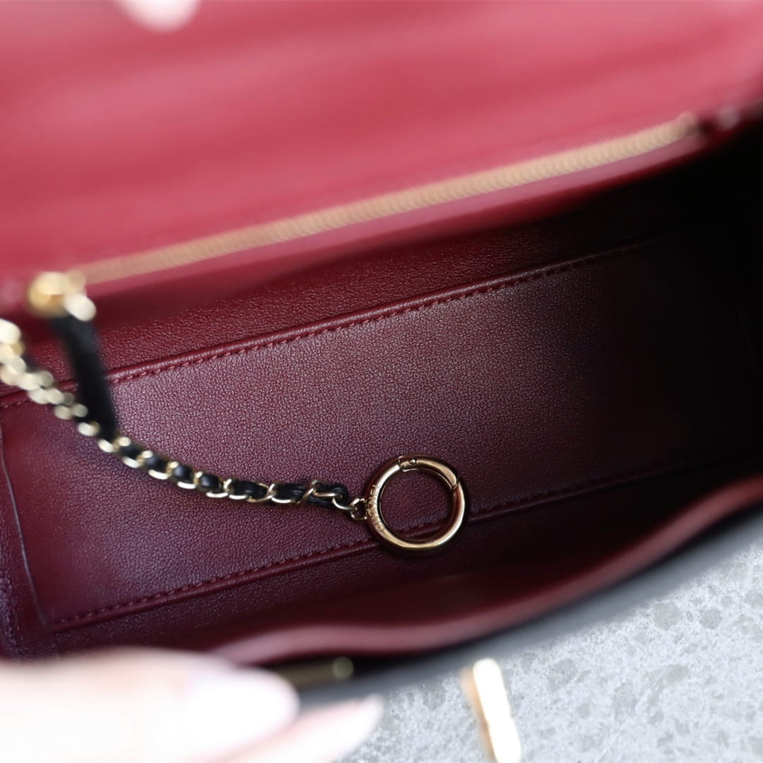 Chanel 香奈兒 Leather Goods