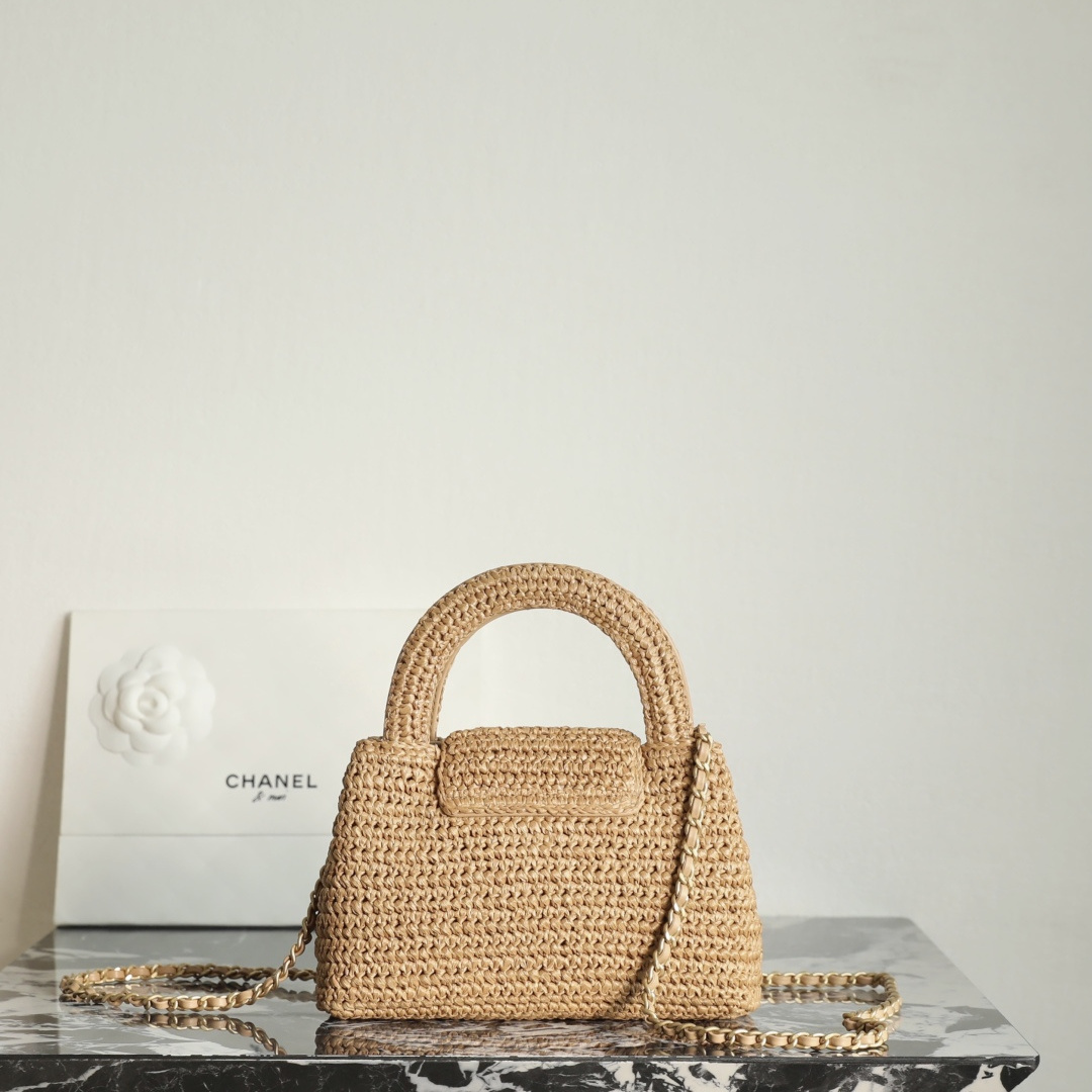 Chanel 香奈兒 Leather Goods