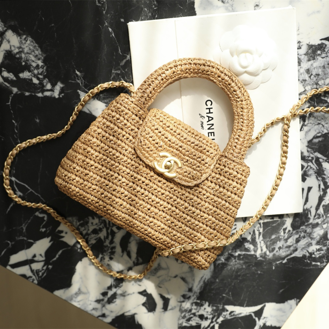 Chanel 香奈兒 Leather Goods