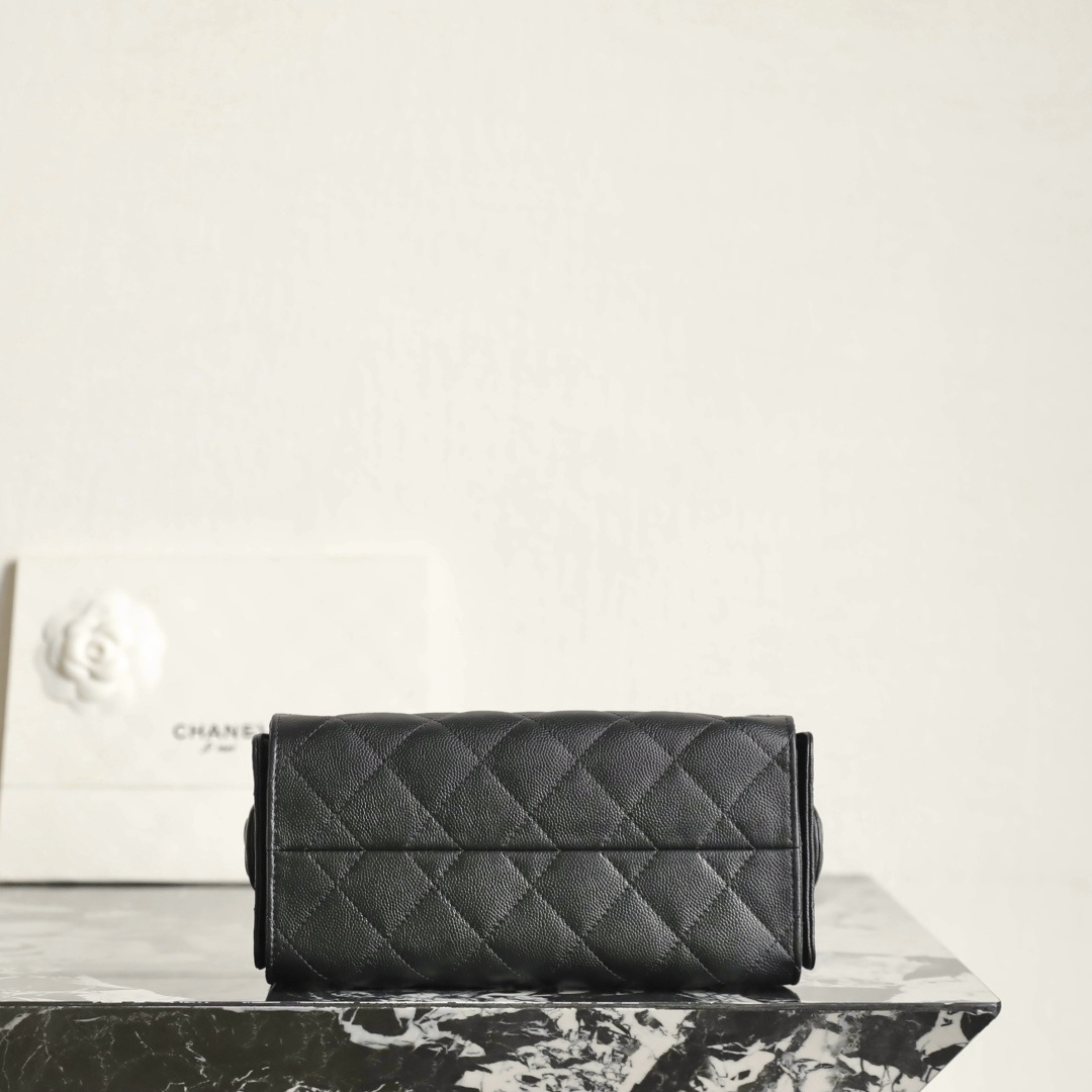 Chanel 香奈兒 Leather Goods