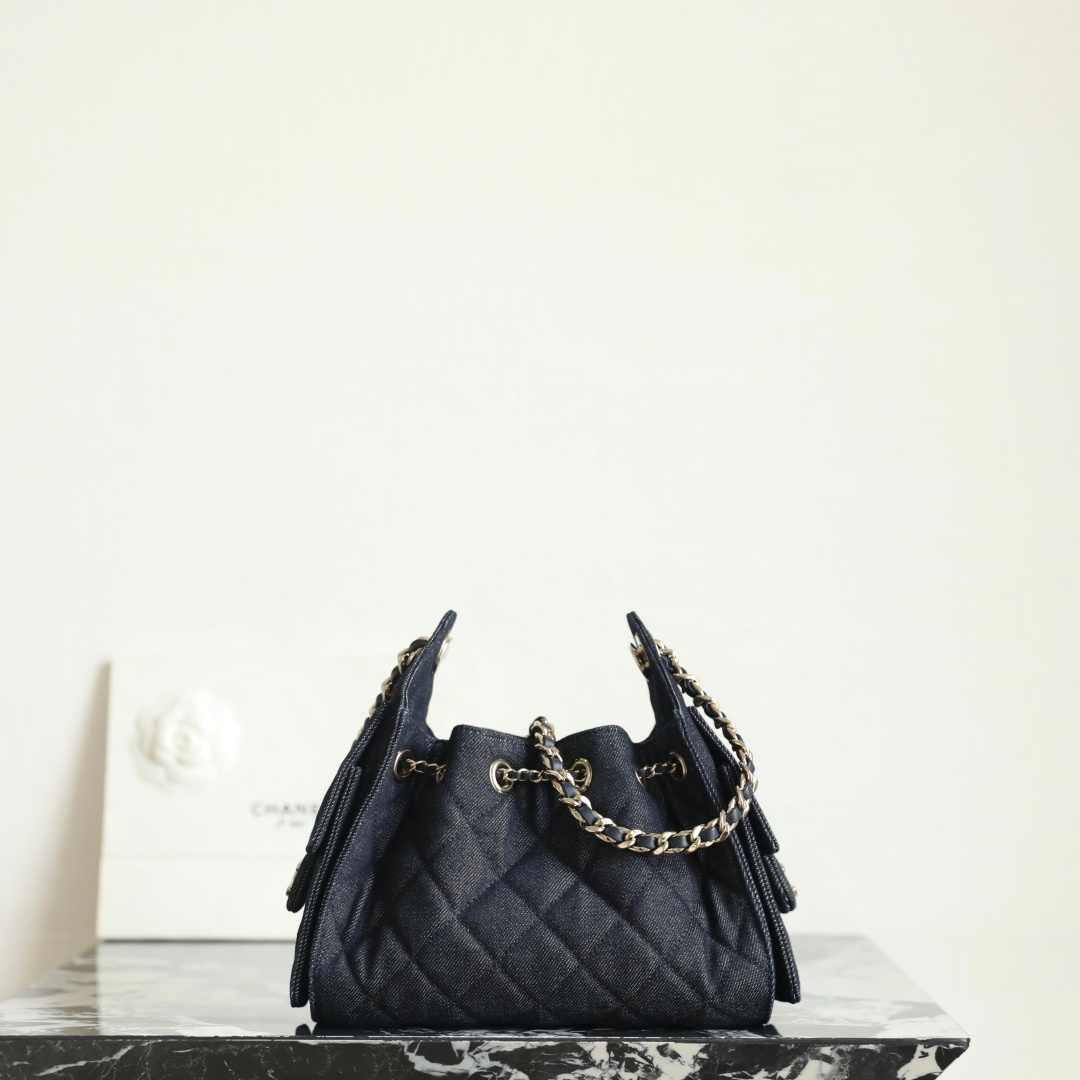Chanel 香奈兒 Leather Goods