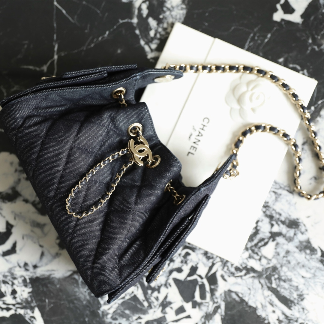 Chanel 香奈兒 Leather Goods