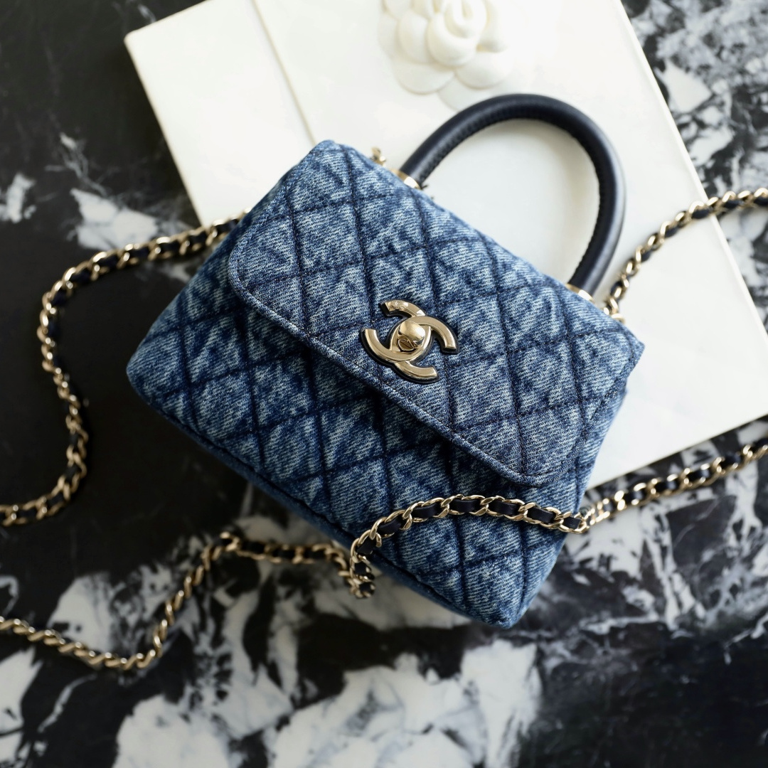 Chanel 香奈兒 Leather Goods