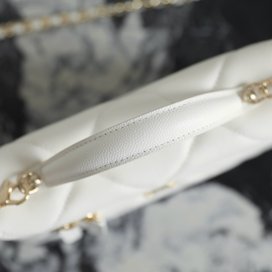Chanel 香奈兒 Leather Goods
