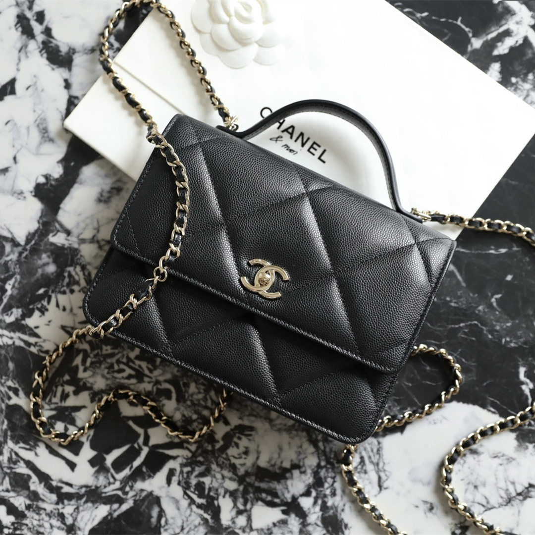 Chanel 香奈兒 Leather Goods