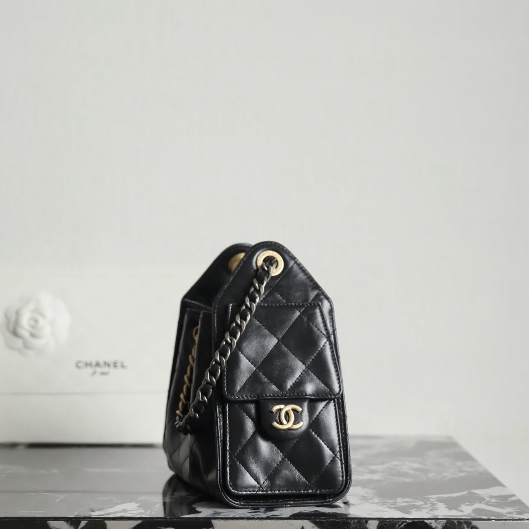 Chanel 香奈兒 Leather Goods