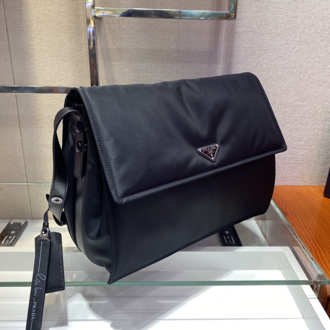 Prada 普拉達 Leather Goods