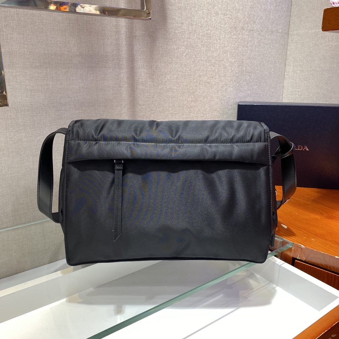 Prada 普拉達 Leather Goods