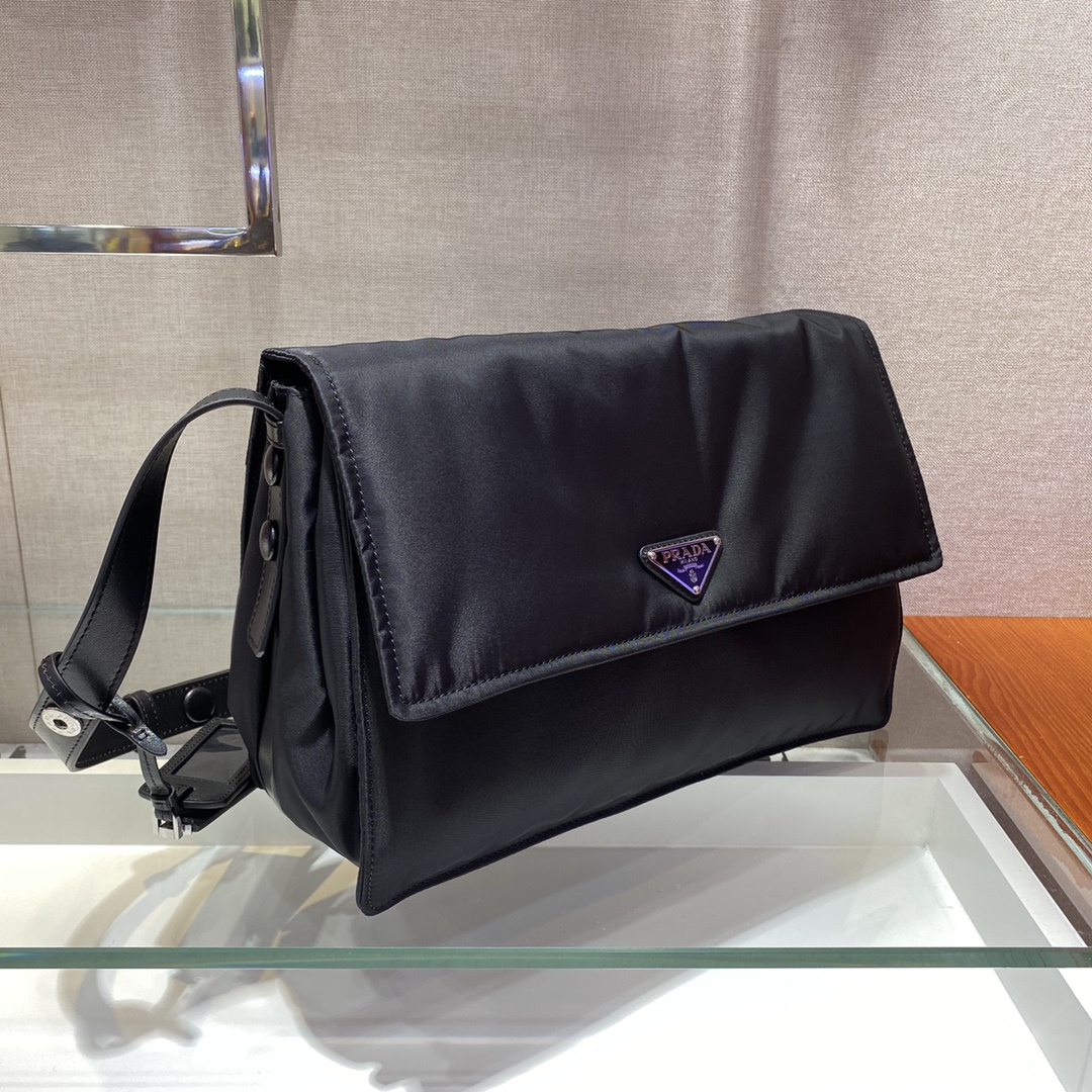 Prada 普拉達 Leather Goods