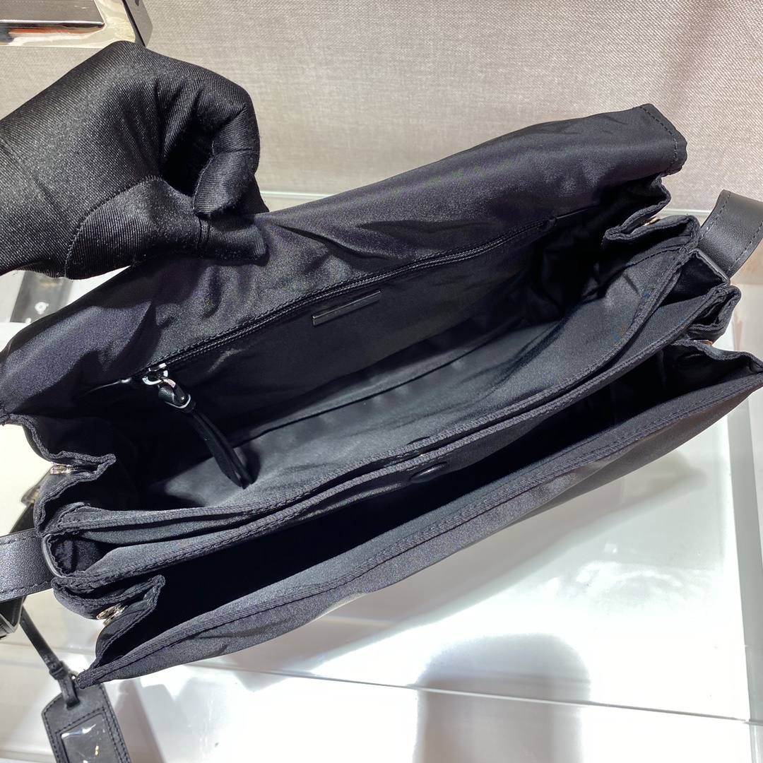 Prada 普拉達 Leather Goods