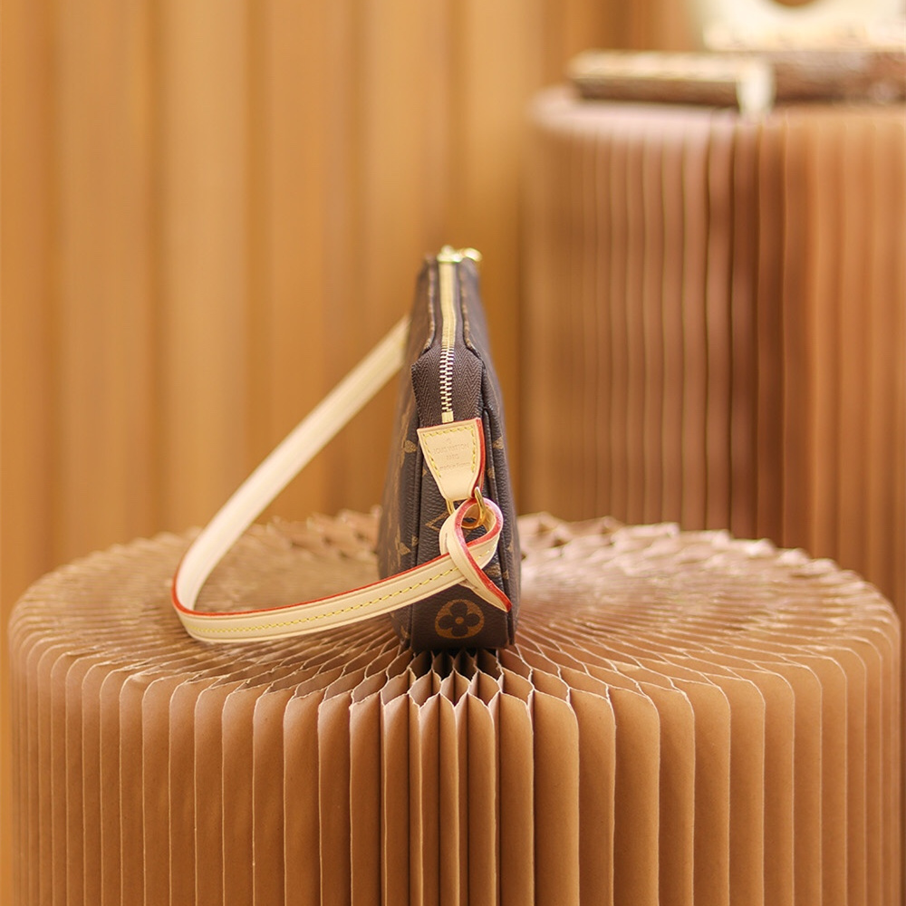 Louis Vuitton 路易威登 Leather Goods