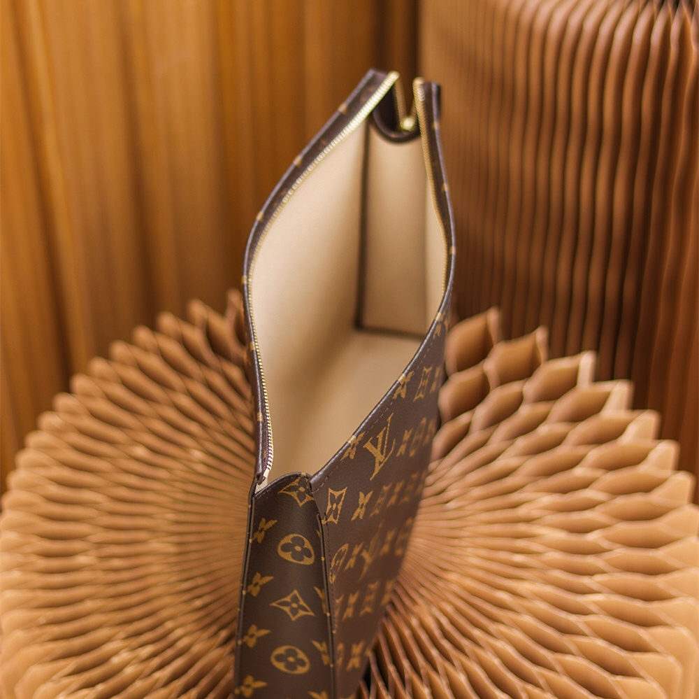 Louis Vuitton 路易威登 Leather Goods