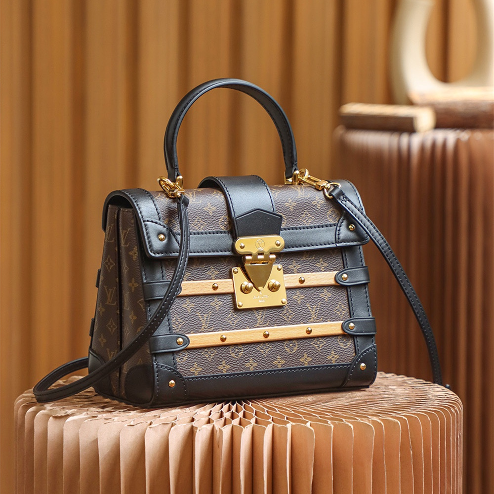 Louis Vuitton 路易威登 Leather Goods