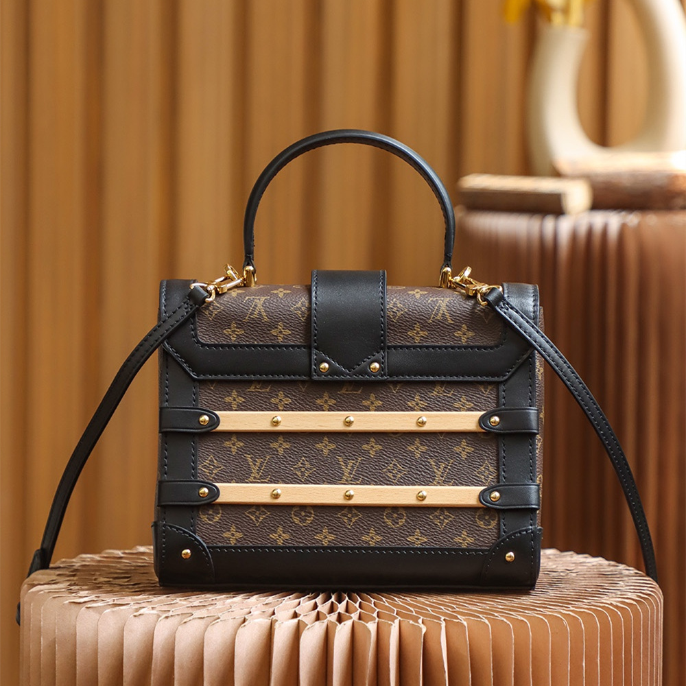 Louis Vuitton 路易威登 Leather Goods