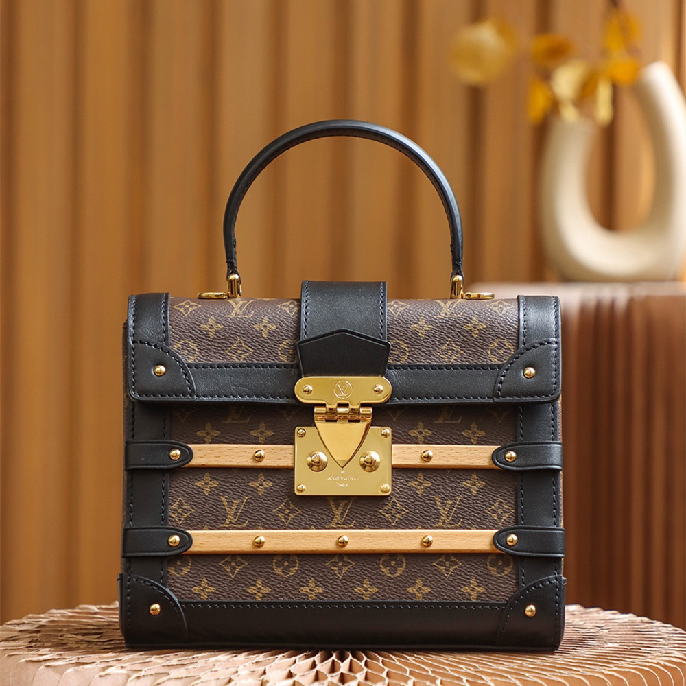 Louis Vuitton 路易威登 Leather Goods