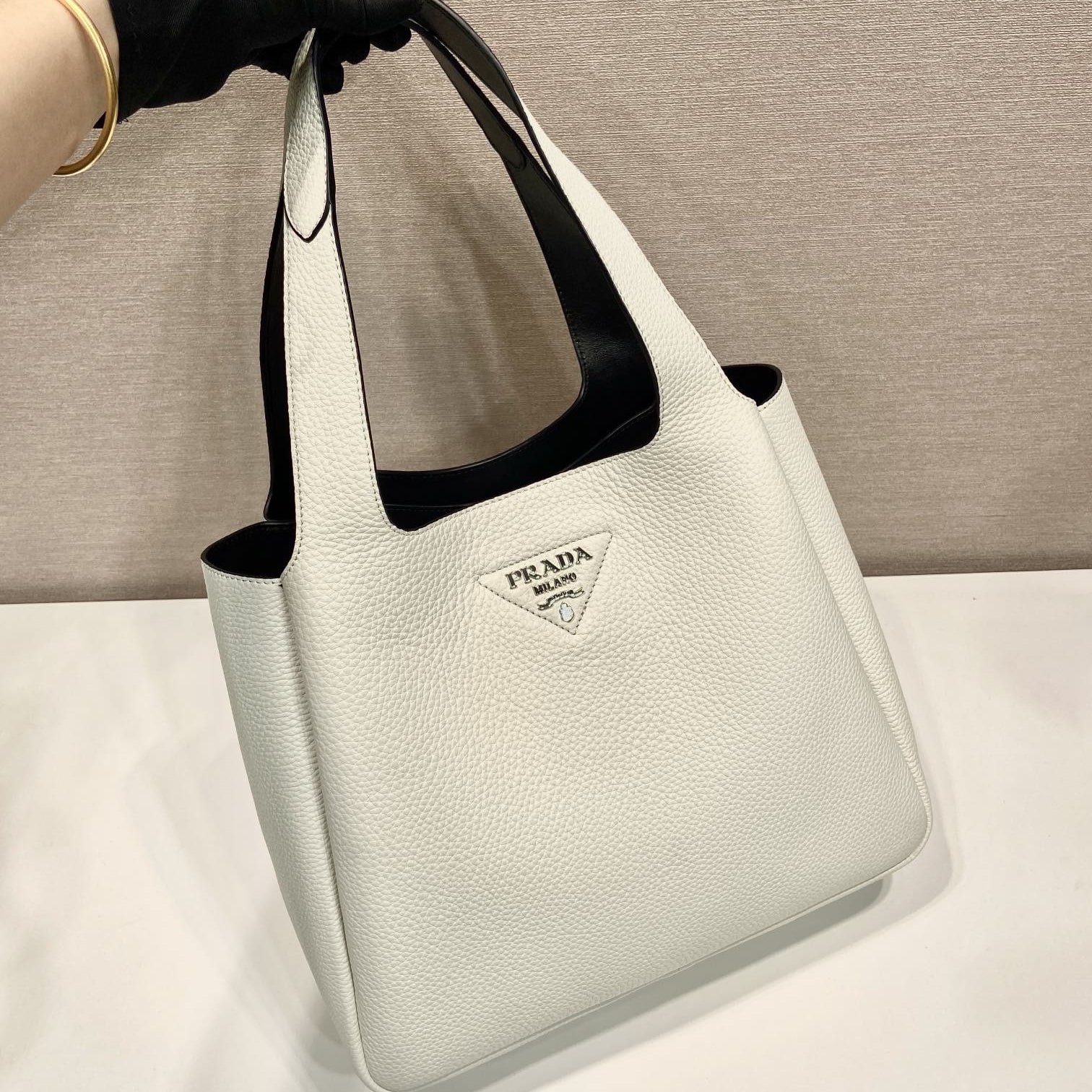 Prada 普拉達 Leather Goods
