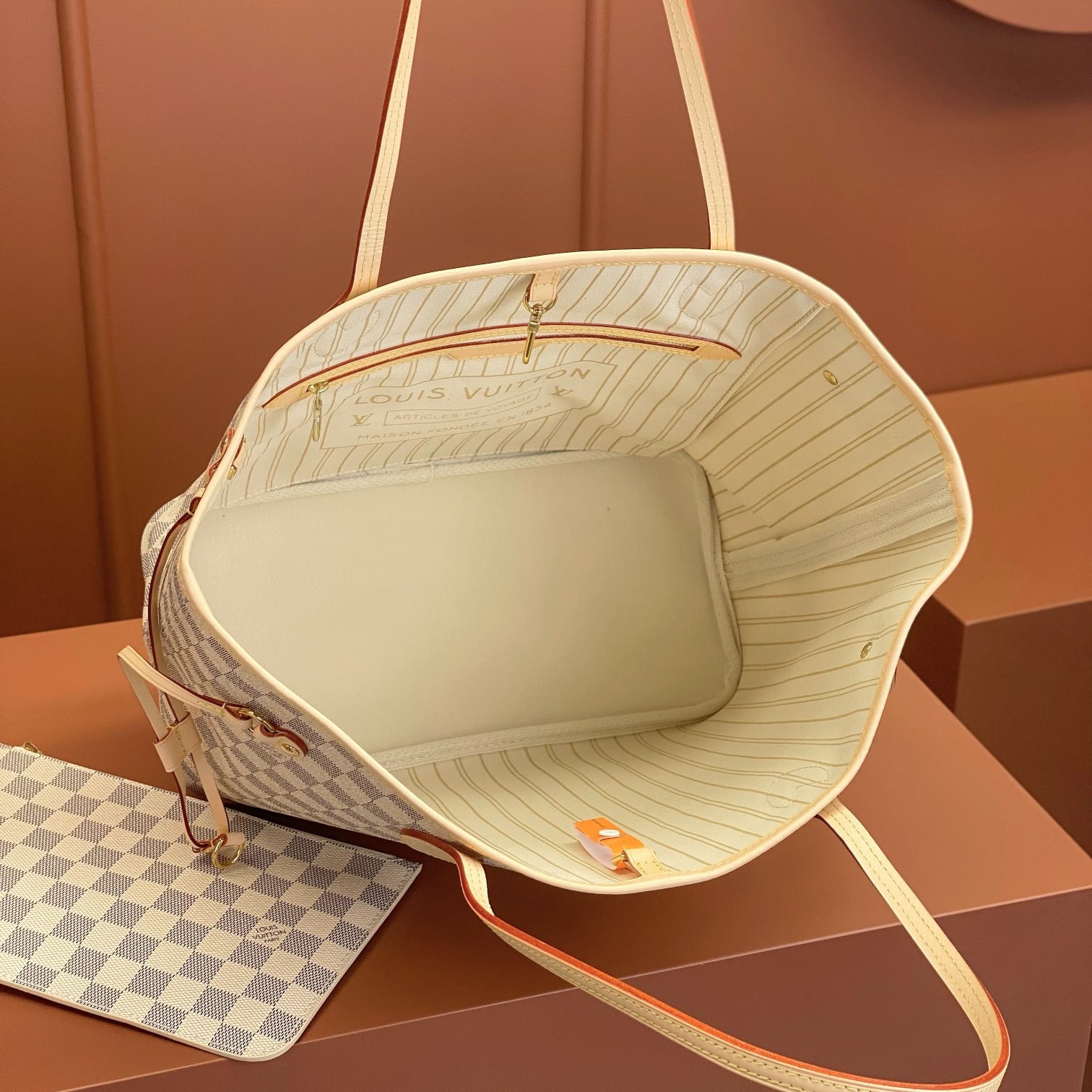 Louis Vuitton 路易威登 Leather Goods