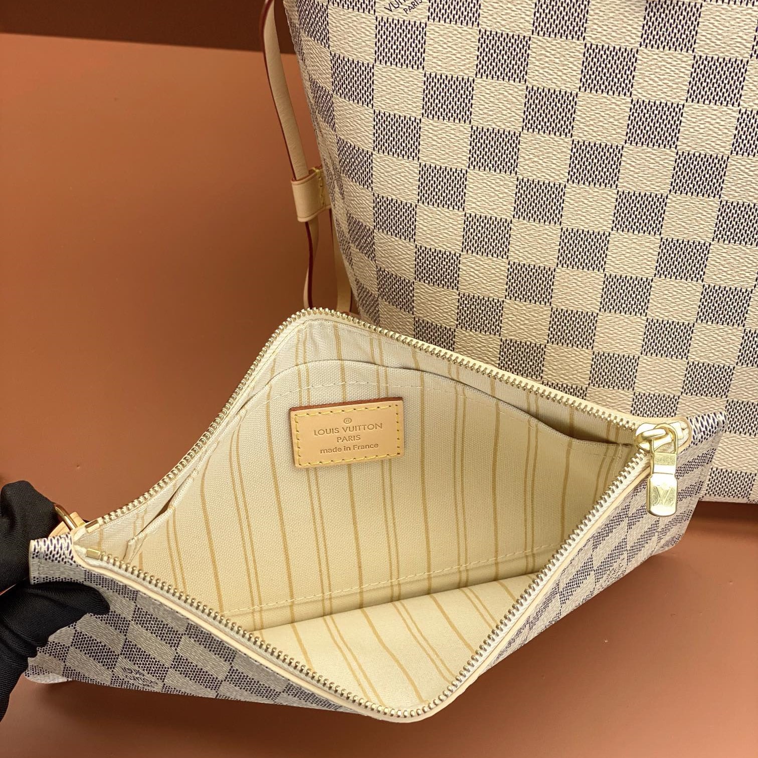 Louis Vuitton 路易威登 Leather Goods