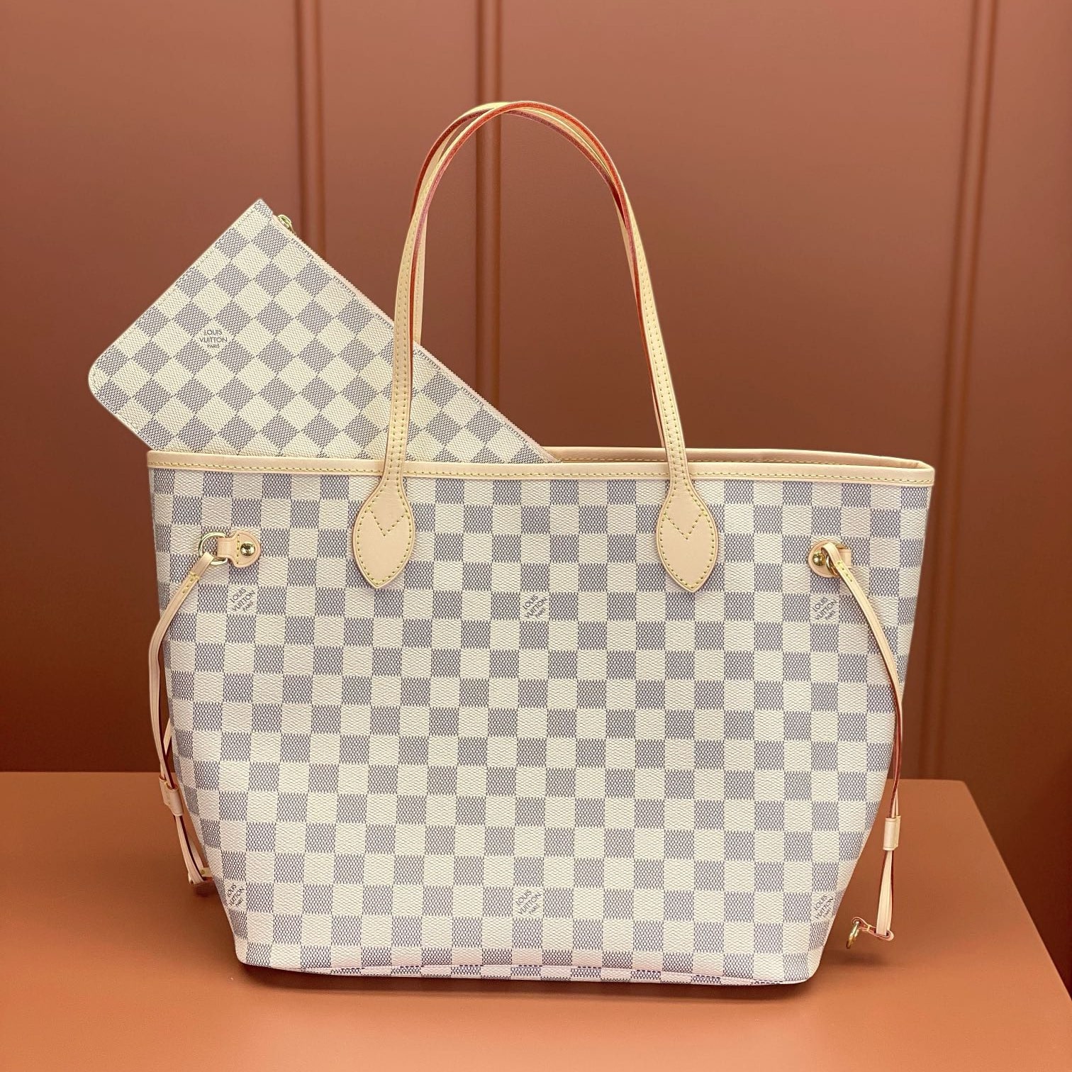 Louis Vuitton 路易威登 Leather Goods