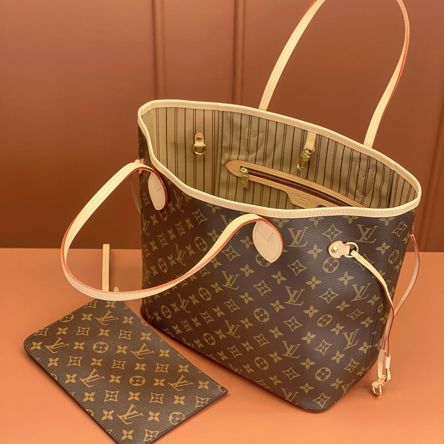 Louis Vuitton 路易威登 Leather Goods