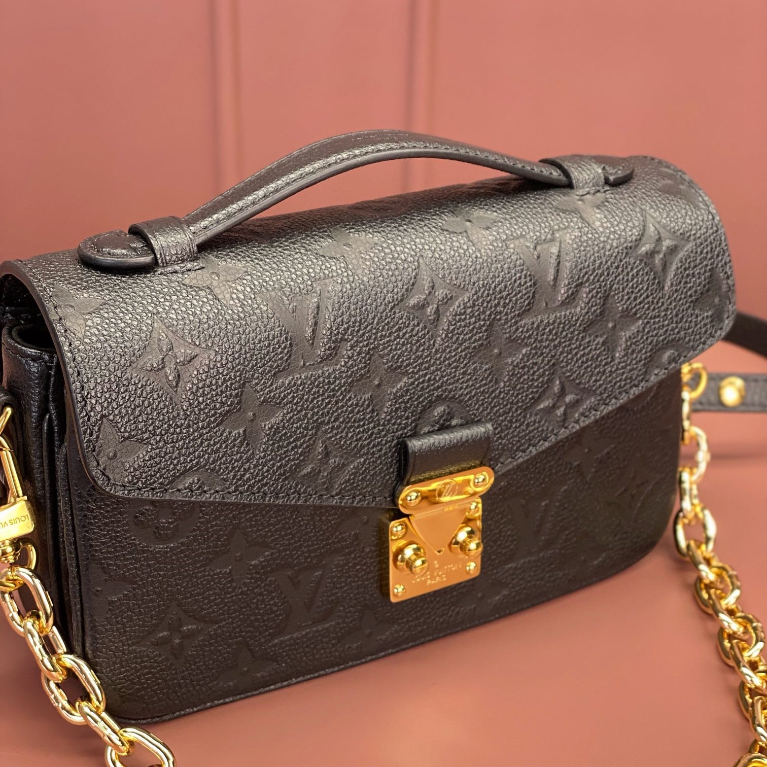 Louis Vuitton 路易威登 Leather Goods