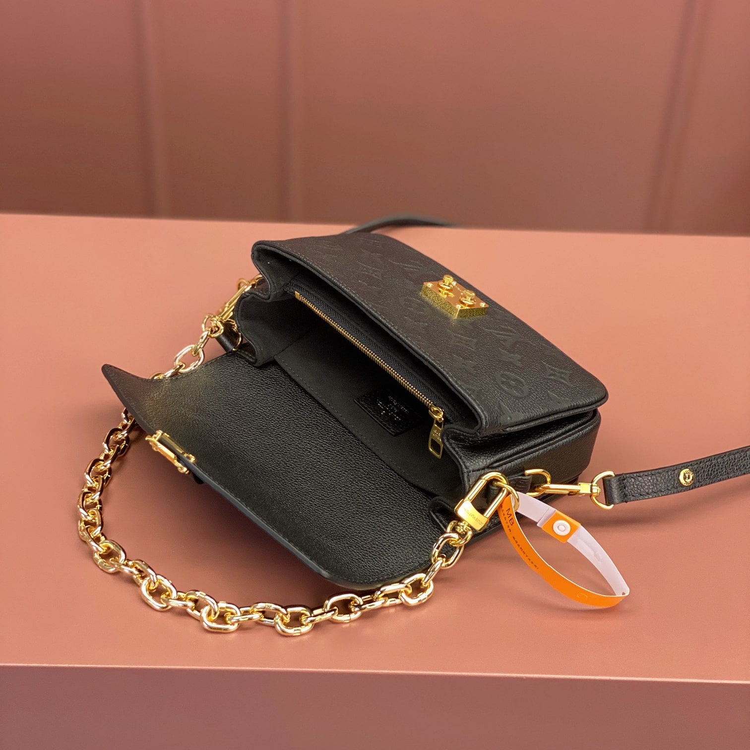 Louis Vuitton 路易威登 Leather Goods