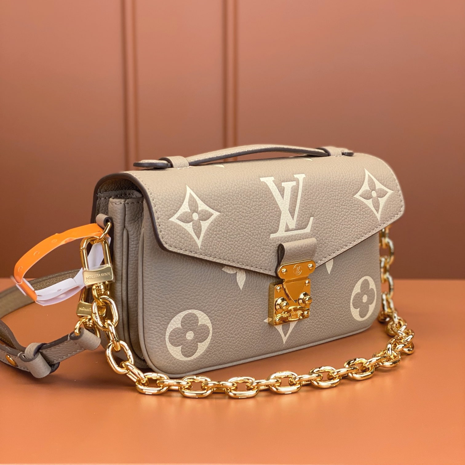 Louis Vuitton 路易威登 Leather Goods