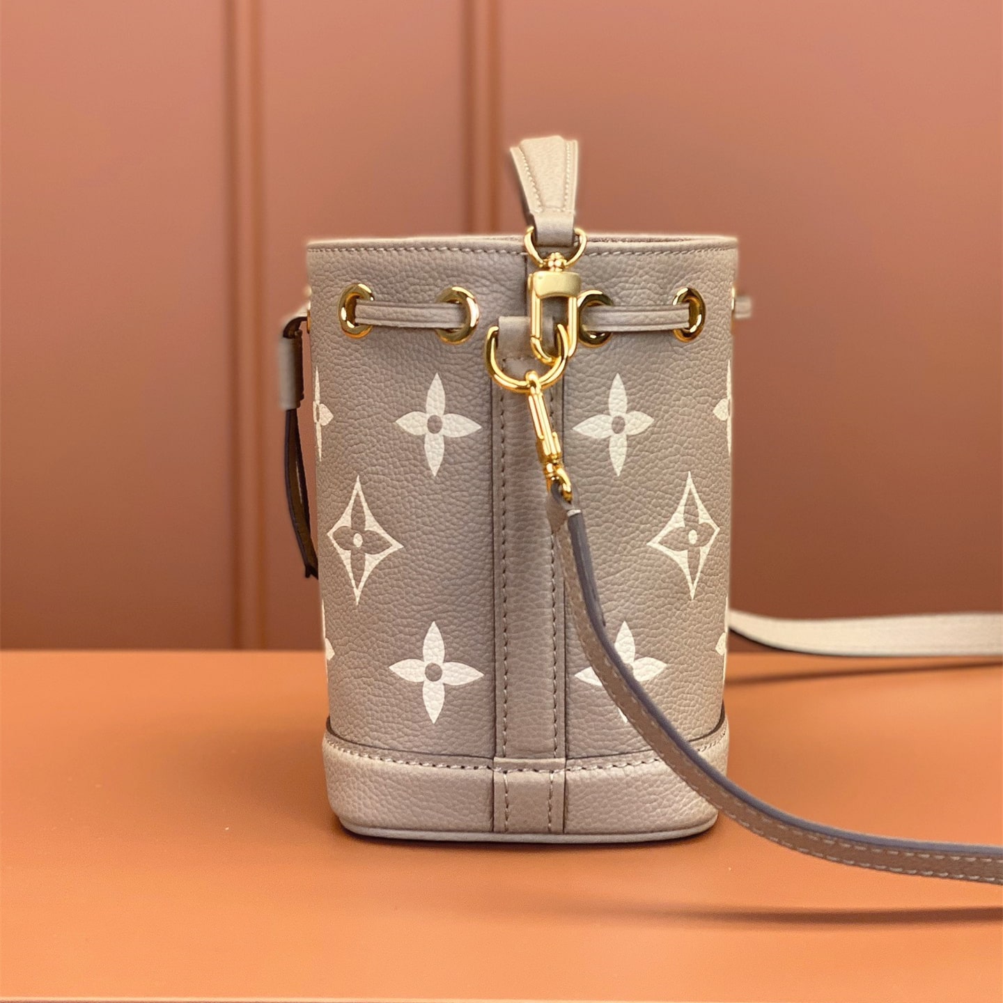 Louis Vuitton 路易威登 Bucket Bag