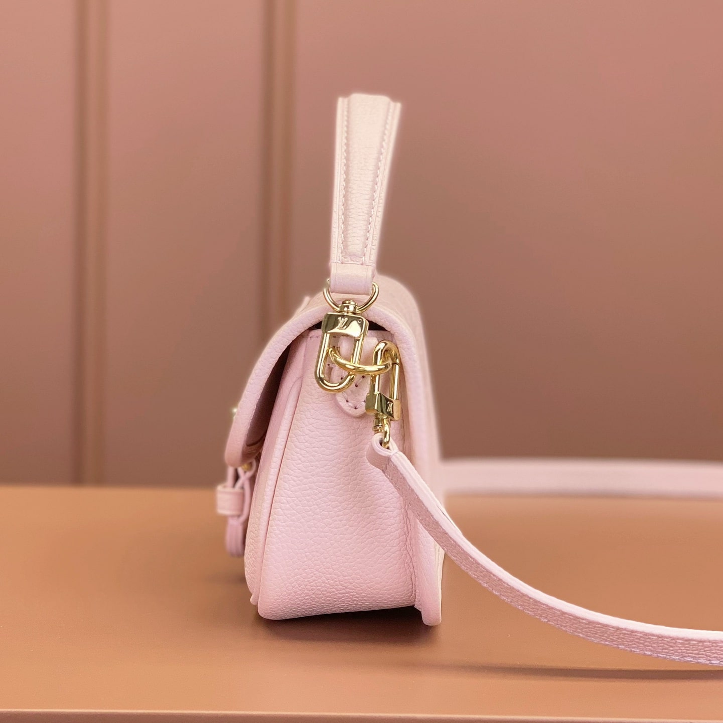 Louis Vuitton 路易威登 Leather Goods