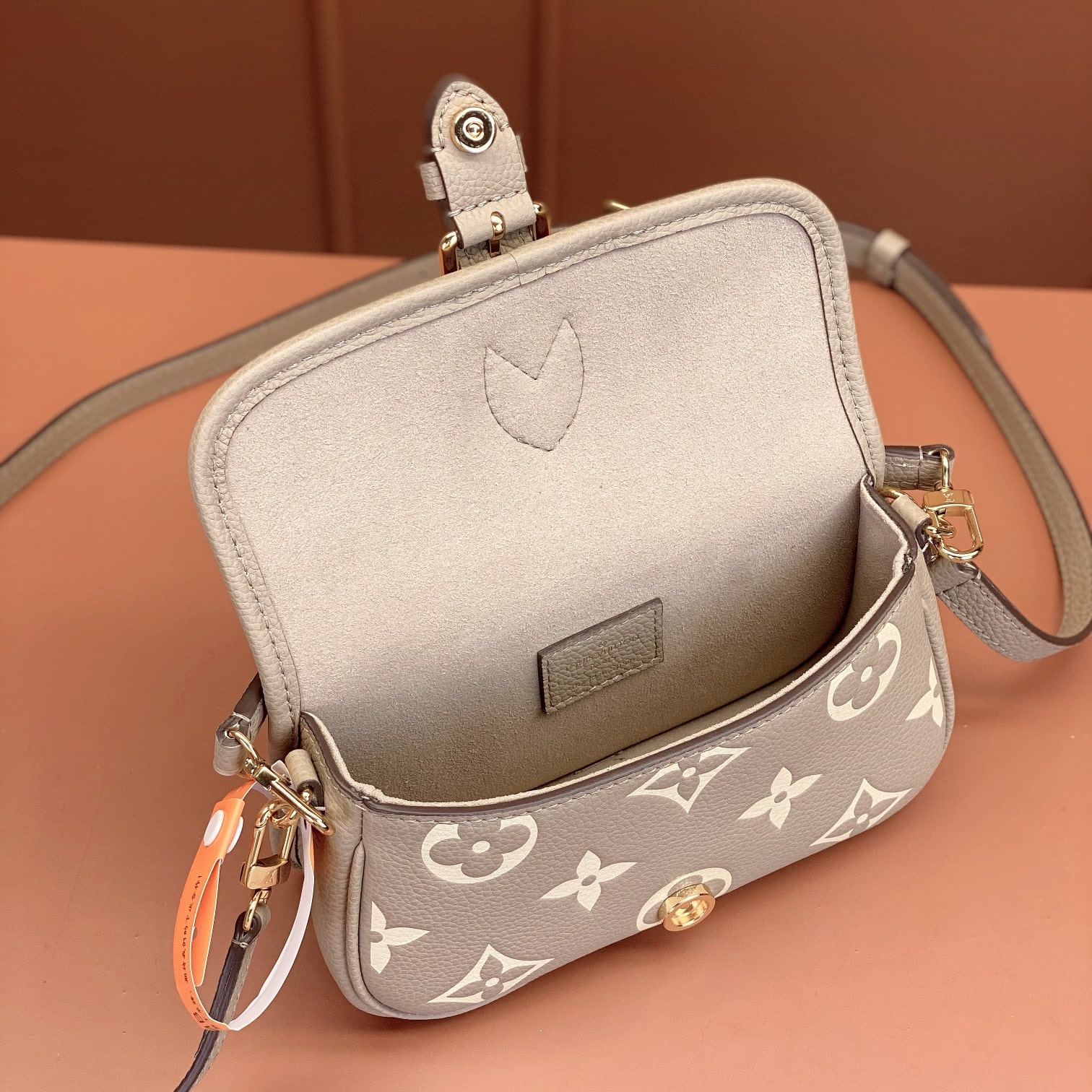 Louis Vuitton 路易威登 Leather Goods