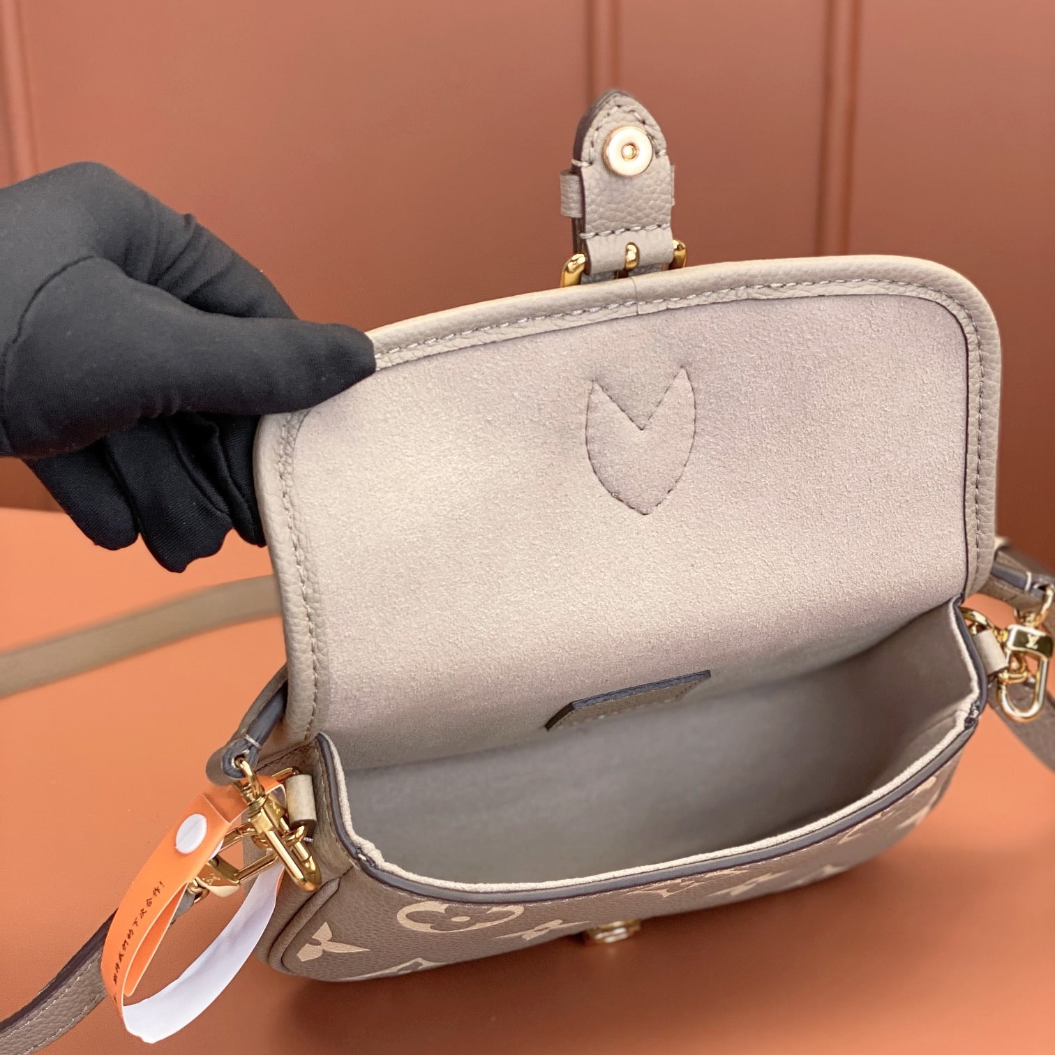 Louis Vuitton 路易威登 Leather Goods