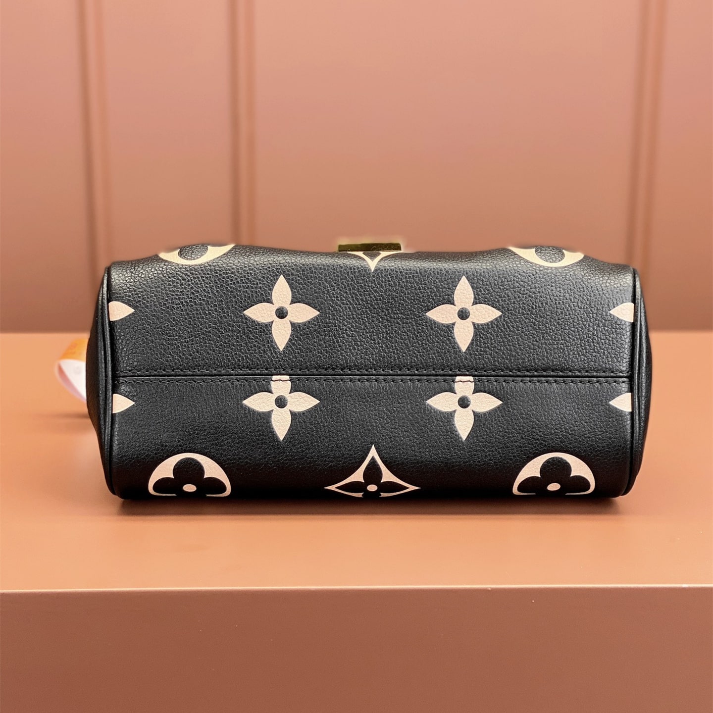 Louis Vuitton 路易威登 Chain Bag