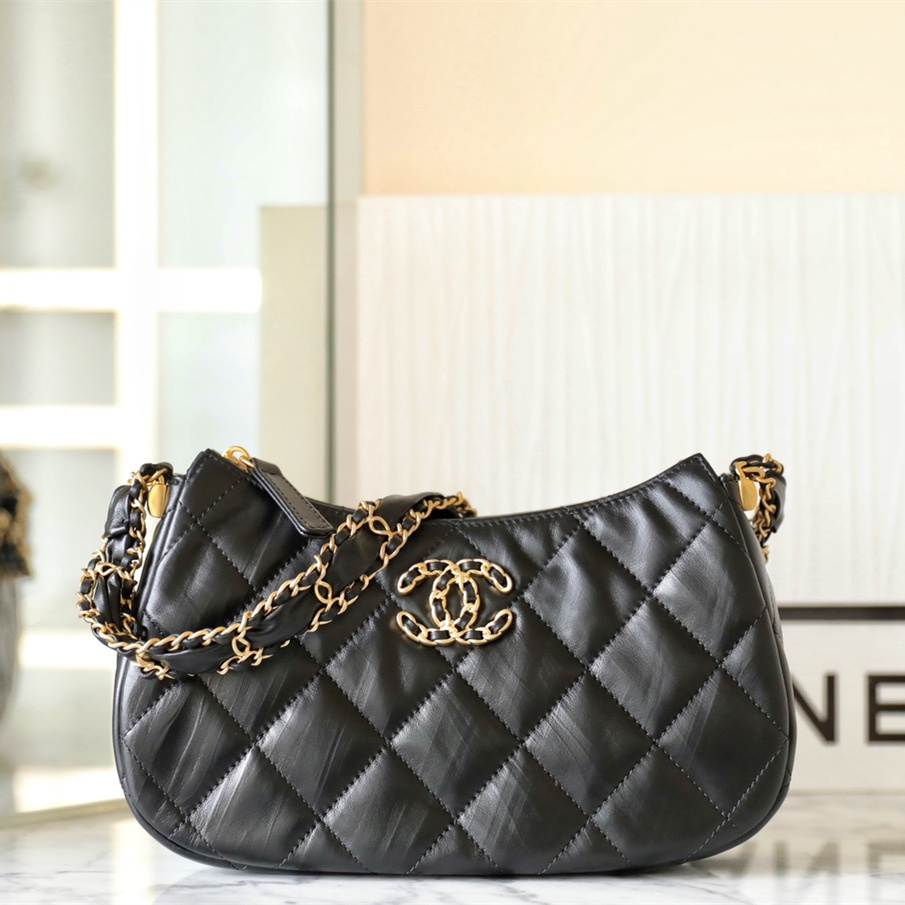Chanel 香奈兒 Leather Goods