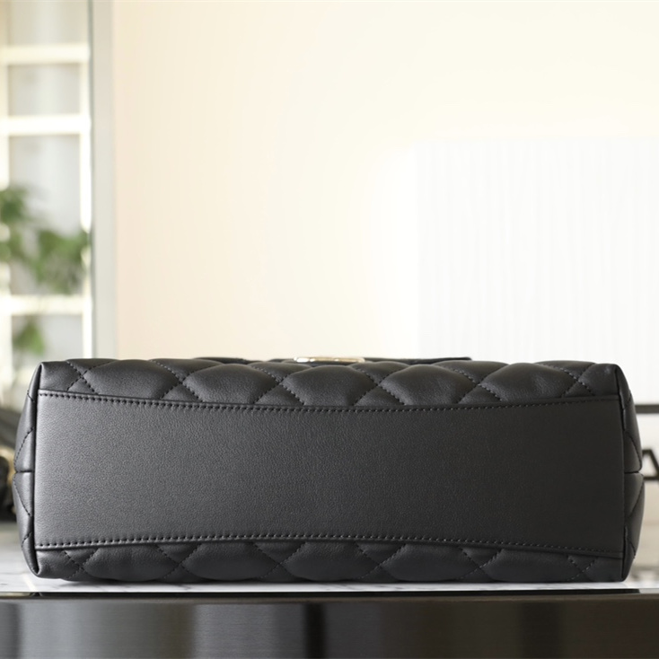 Chanel 香奈兒 Top Handle Bag