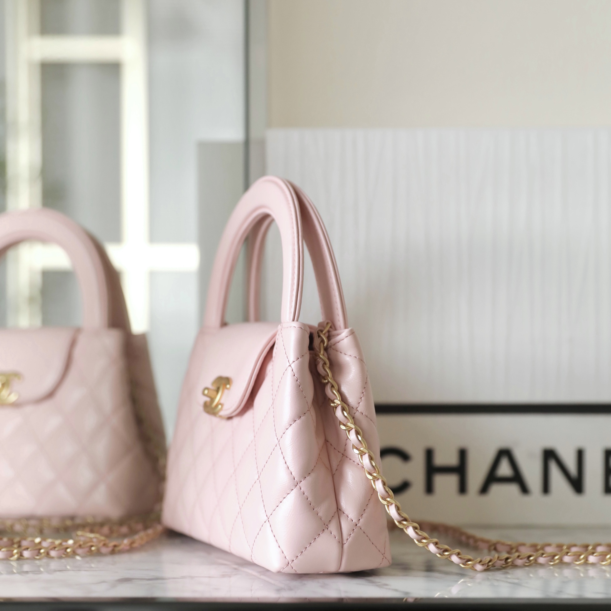 Chanel 香奈兒 Top Handle Bag