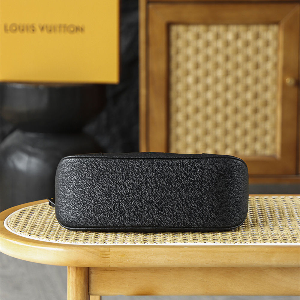 Louis Vuitton 路易威登 Leather Goods