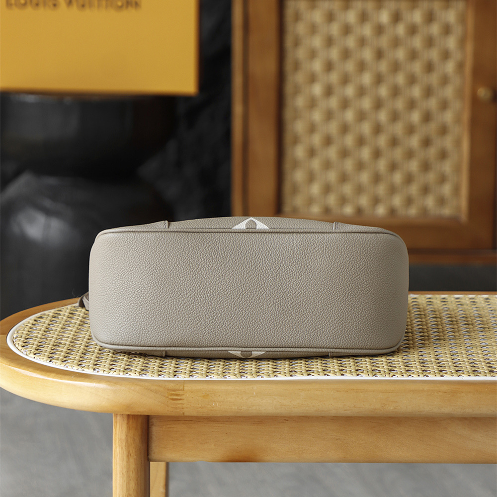 Louis Vuitton 路易威登 Leather Goods