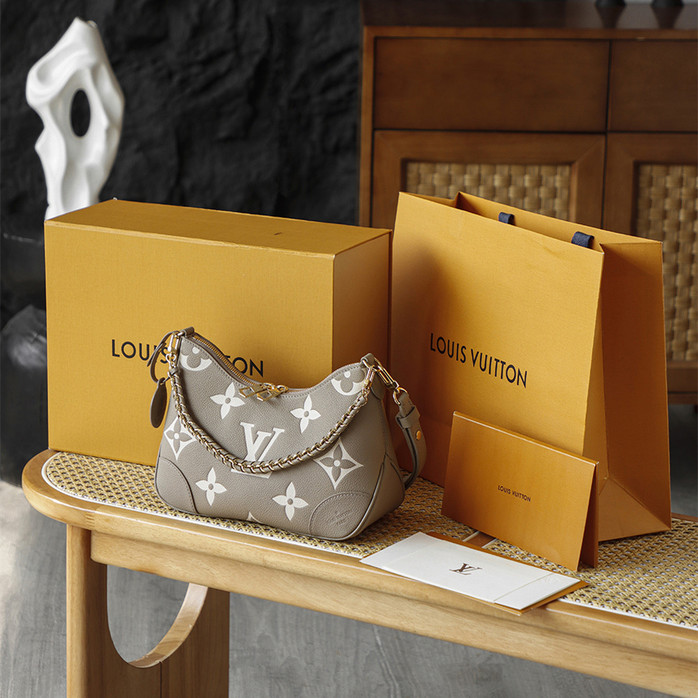 Louis Vuitton 路易威登 Leather Goods