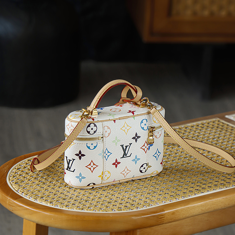Louis Vuitton 路易威登 Leather Goods